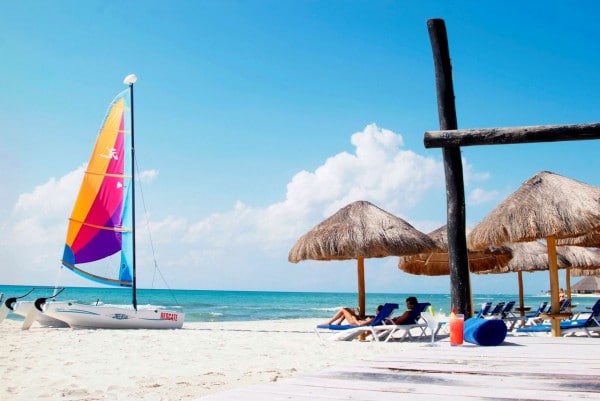 Sandos Beach - Things To Do In Playa Del Carmen Mexico #travel #mexico