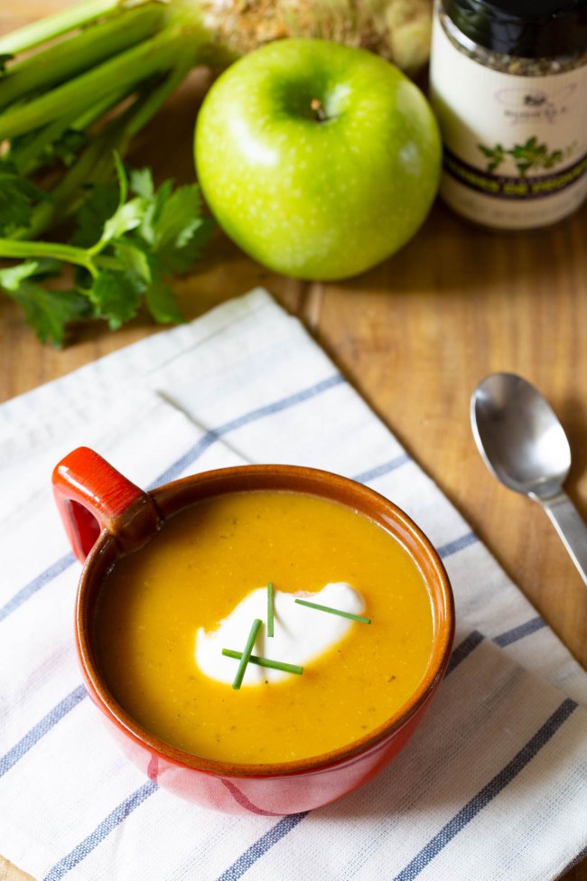 Butternut Squash Soup Recipe in cup with chives