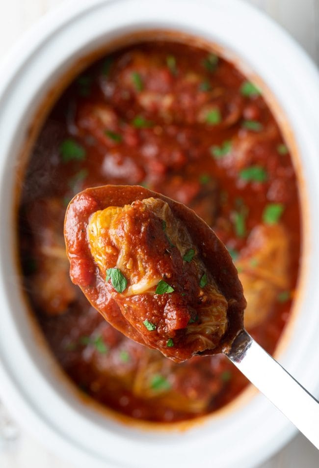 Golabki Recipe - crockpot stuffed cabbage rolls