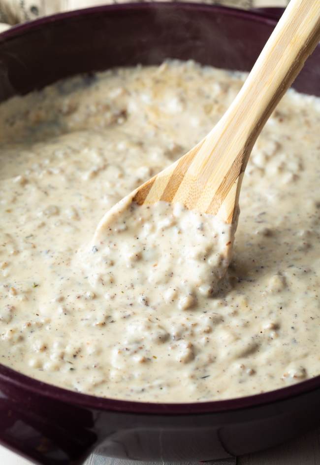 how to make gravy - easy sausage gravy in pan