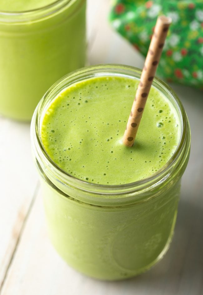 Healthy Green Smoothie Recipe that Tastes Good!