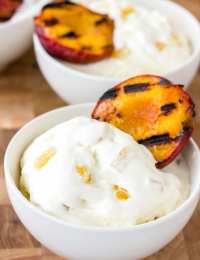 Grilled Peaches and Ginger Ice Cream Recipe #summer #peach