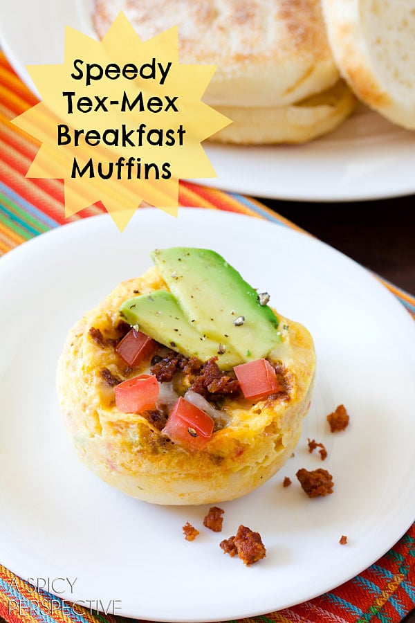 Speedy Tex-Mex Breakfast Muffins on ASpicyPerspective.com #breakfast #healthy