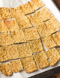 Low Carb Cauliflower Crackers Recipe - Gluten Free, Vegan & Paleo!