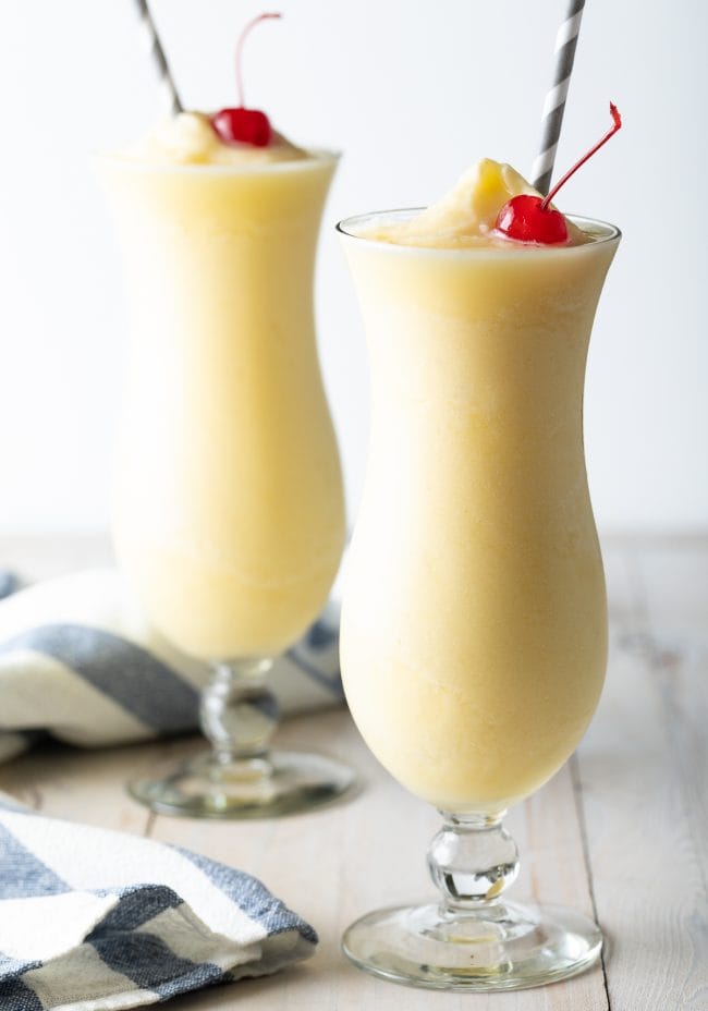 pina colada recipe - frozen and refreshing