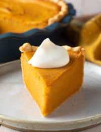 Best Sweet Potato Pie Recipe #ASpicyPerspective #pie #thanksgiving #holiday #sweetpotato