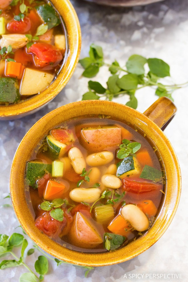Easy and Healthy Tomato Potato White Bean Soup Recipe